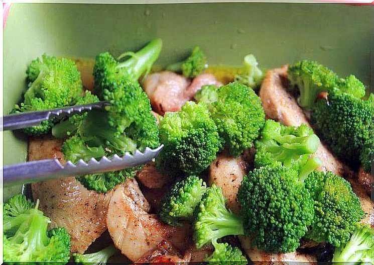 Broccoli with chicken