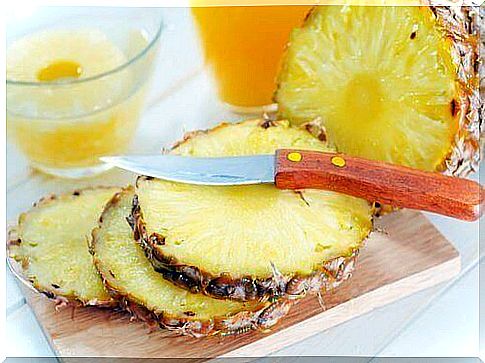 5 Amazing Benefits Of Eating Pineapple