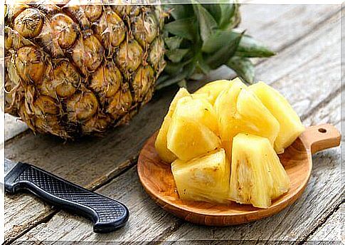 benefits of eating pineapple and digestion