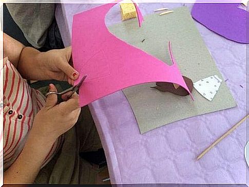 5 creative things you can do with foam cardboard