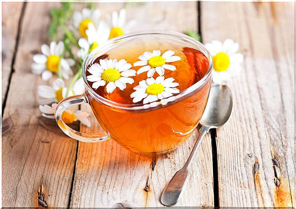 Chamomile treatment - bleach the hair