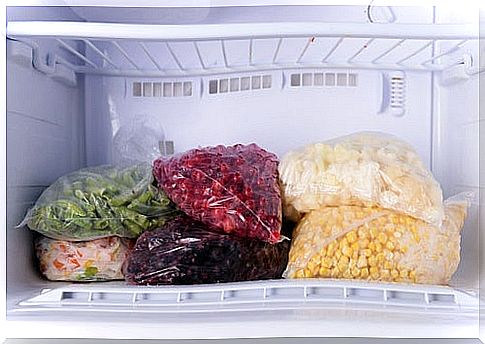 9 foods you should not store in your freezer