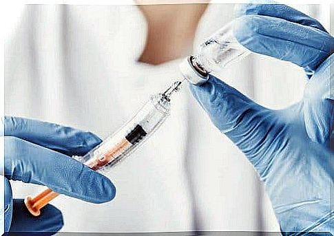 Vaccine is prepared in syringe