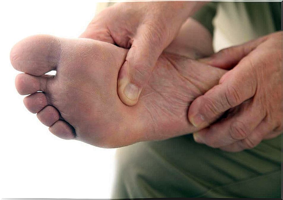 How to care for your diabetic foot at home