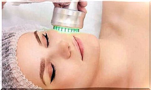 Facial treatment for rejuvenation of the skin