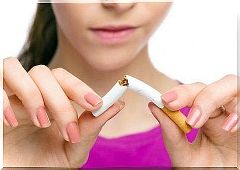 Stop smoking with these 4 easy tips