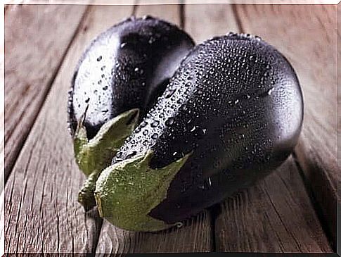 fresh aubergines